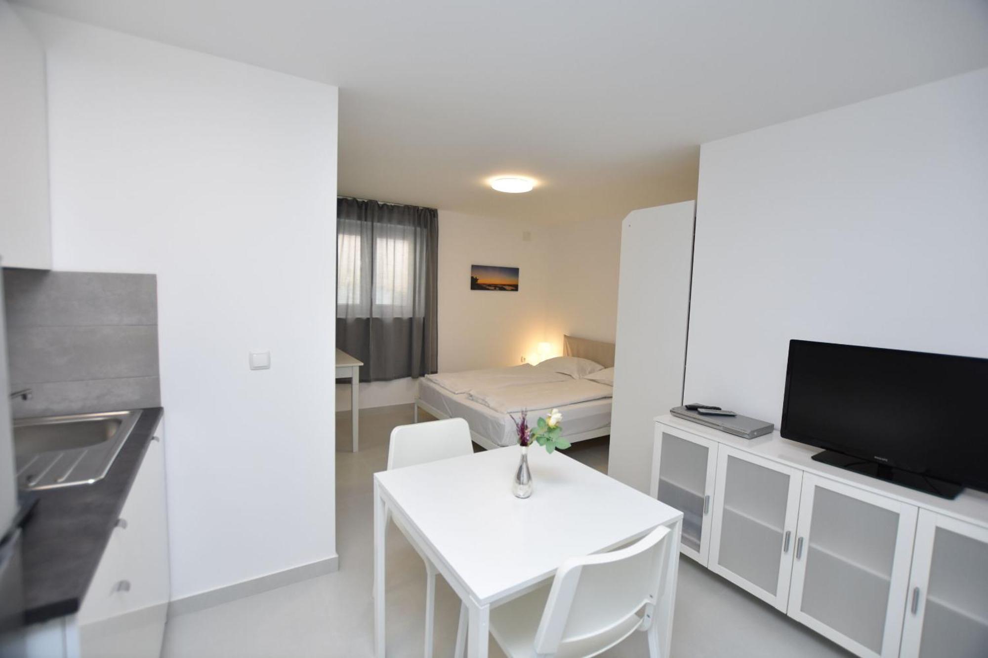 Apartments Leonardo Primošten Zewnętrze zdjęcie